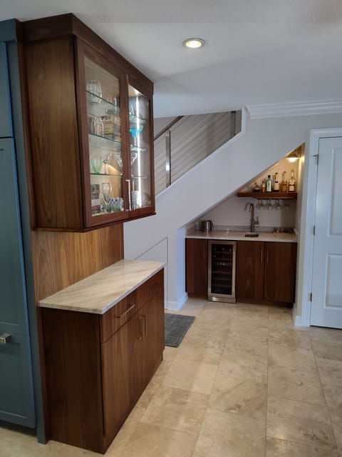 Dining Room & Wet Bar