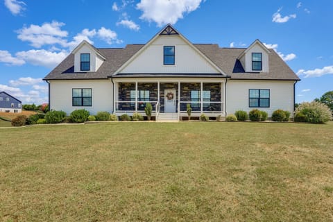 Mineral Vacation Rental | 5BR | 3BA | Steps Required | 3,046 Sq Ft