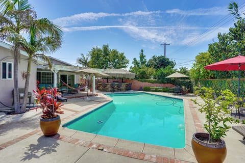 Garden Grove Vacation Rental | Studio | 1BA | 500 Sq Ft | Small Step Required