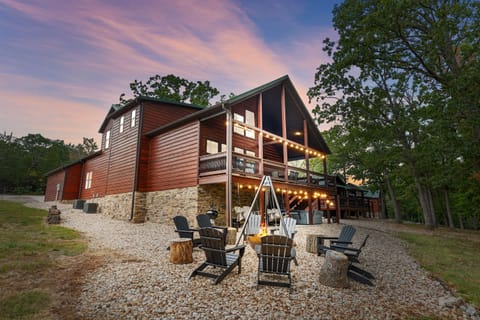 Welcome to Emerald Cove Lodge!