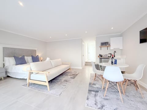 Peaceful & Private in Brackenridge Eco Estate (29884)