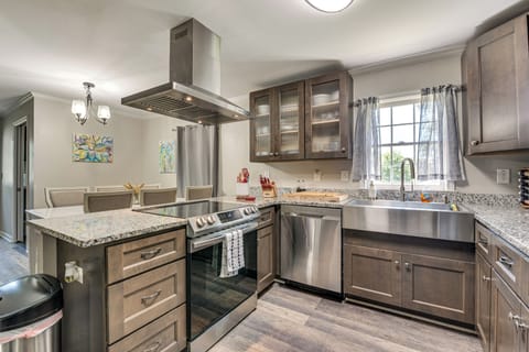 Kitchen | Microwave | Refrigerator | Keurig Coffee Maker