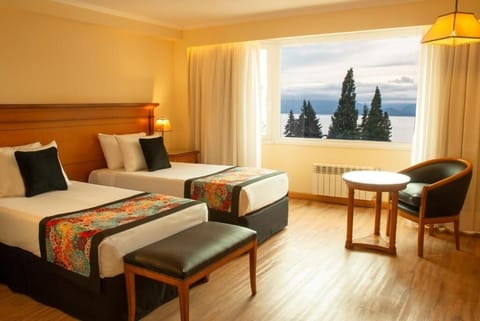 Unit with Twin Beds