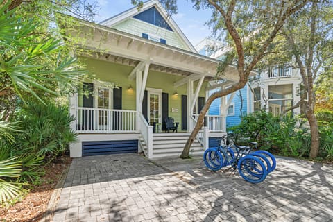 4 Adult Bikes Provided