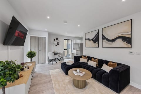 Living Room / Lounge