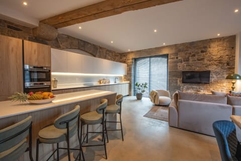 Living Room / Lounge