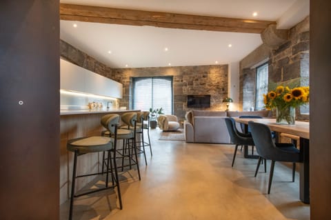 Bright and inviting open space lounge , dinning room and kitchen 