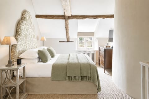 Yew Tree luxury master bedroom