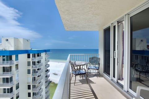 Welcome to Estero Beach & Tennis Club- Penthouse 3A!