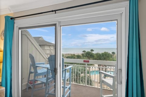 Breakers 328 living room with ocean View Coligny Beach Hilton Head