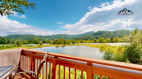 6 Upper Deck, off Living Room