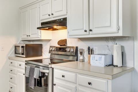 Kitchen | 1st Floor | Cooking Basics | Keurig Coffee Maker | Dishwasher