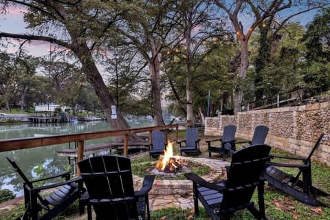 Gather around the firepit.