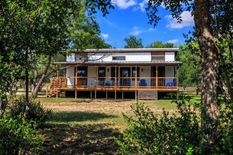 Welcome to the Mimosa Cottage.