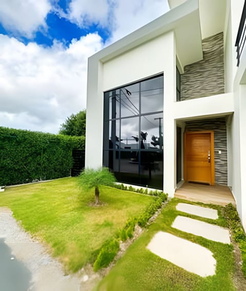 Facade / entrance