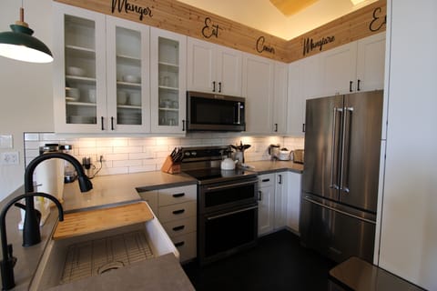 Fully Equiped Kitchen