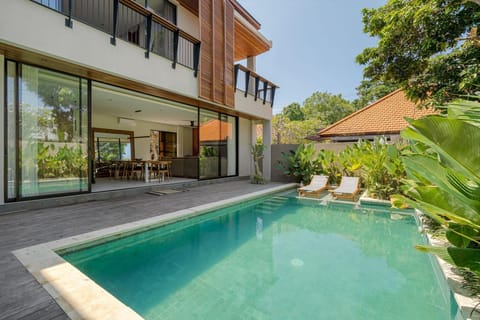 Villa MoonShine - Sanur Beachside (1352)