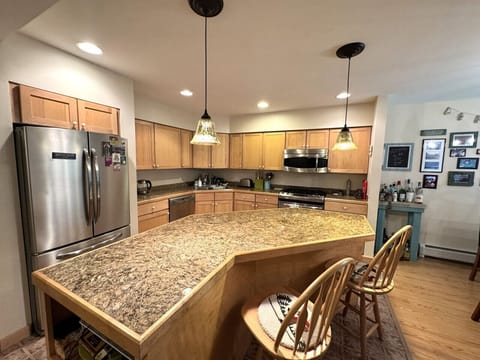 Updated kitchen with granite CC and SS appliances