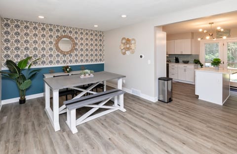 Dining area (additional table available w/ folding chairs)