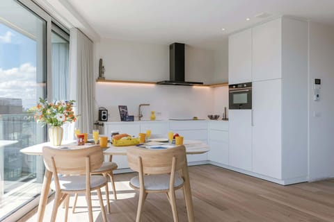 Fully equipped modern kitchen