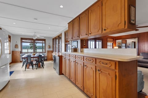 Original 1950's cabinetry