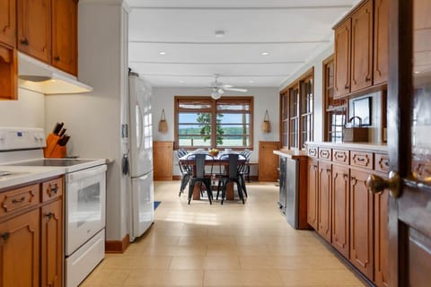 Porch entry into kitchen
