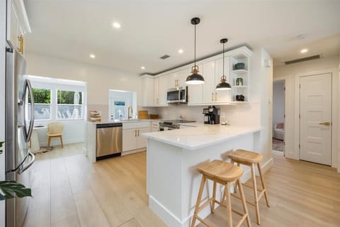 Full-size kitchen with all the conveniences your need for home cooked meals.