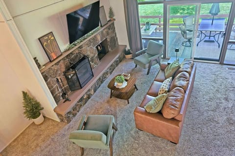 You`ll love family time around the fireplace or enjoying the game!