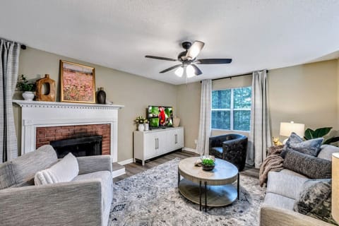 Living Room With SmartTV