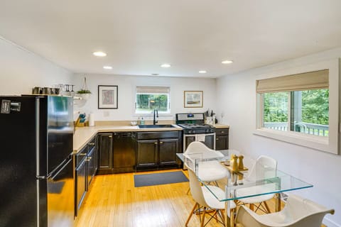 Kitchen and dining area