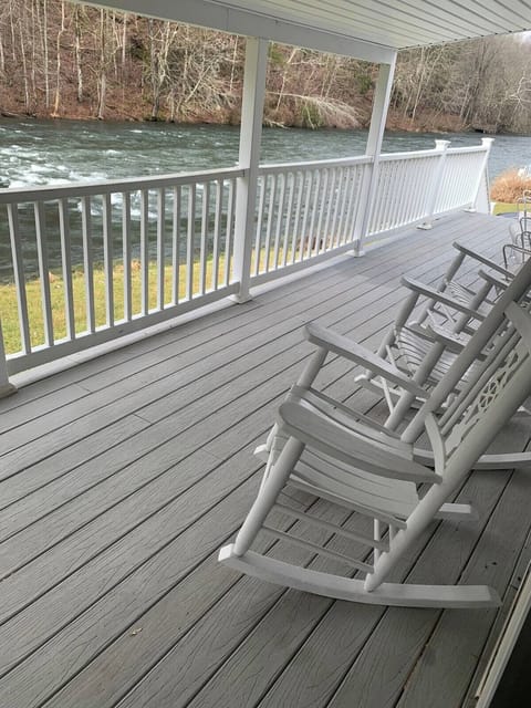 Cleo's Deck overlooking South Holston River