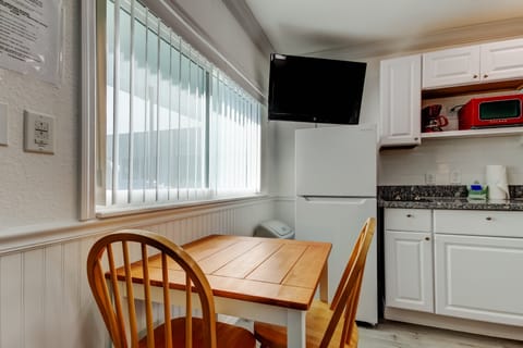 Room #5 Dining Table