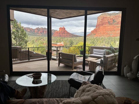 Stacking glass doors view Court House and Bell Rock  from living room and patio.