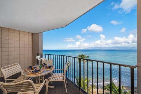 Breathtaking view of the Pacific ocean from your private lanai