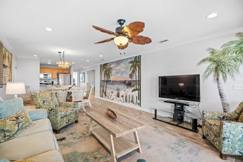 Needle Rush Point C26 - Living Area