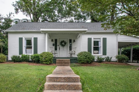 Front view of cottage