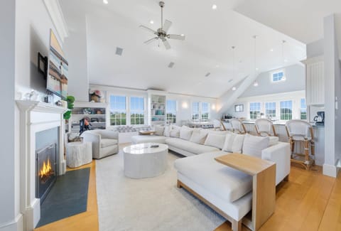 21_Haven Main House Living Area