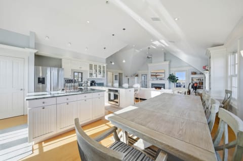 24_Haven Main House Dining