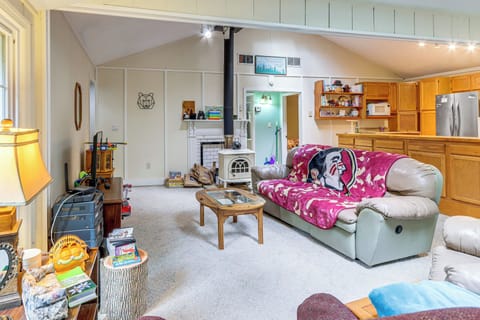 Living Room | Smart TV | Wood-Burning Stove | Single-Story Home