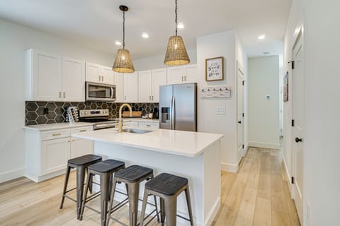 Kitchen | 1st Floor | Cooking Basics | Dishwasher | Drip & Keurig Coffee Makers