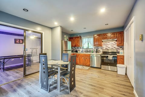 Kitchen | Toaster | Waffle Maker | Dishware & Flatware | Spices | 1st Floor