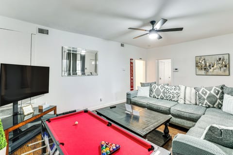 Dallas Vacation Rental | 2BR | 1BA | 1,200 Sq Ft | 6 Steps to Enter
