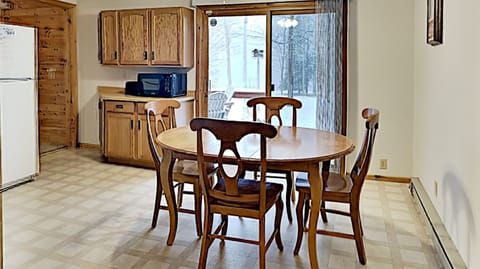 Dinning in the Kitchen