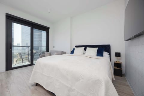Comfortable double bed