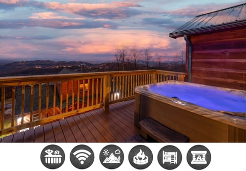 Tub, Hot Tub, Indoors, Architecture, Building