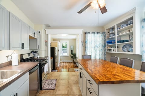 Beautiful modern open kitchen
