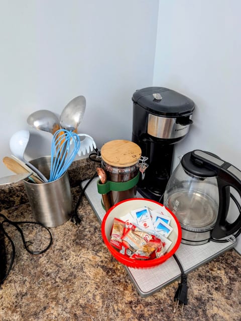 Coffee & Tea Station in Kitchenette  - Sitka Suite #5 | Serviced Apartment