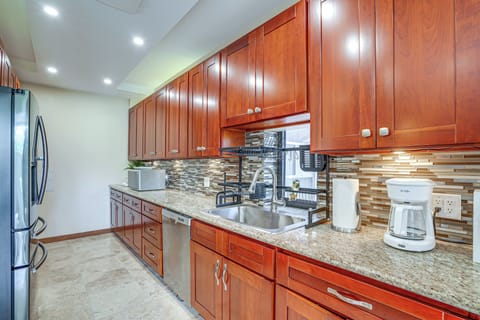 Kitchen | 1st Floor | Drip Coffee Maker | Dishwasher