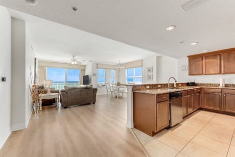 Looking into the heart of the unit from the entry hall