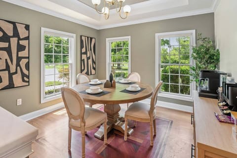 Breakfast area at The Chalet